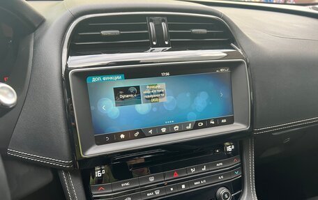 Jaguar E-Pace, 2018 год, 3 300 000 рублей, 27 фотография