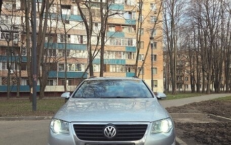 Volkswagen Passat B6, 2006 год, 580 000 рублей, 2 фотография