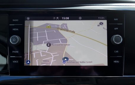 Volkswagen Multivan T6 рестайлинг, 2022 год, 4 800 000 рублей, 13 фотография