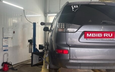 Mitsubishi Outlander III рестайлинг 3, 2007 год, 1 050 000 рублей, 7 фотография