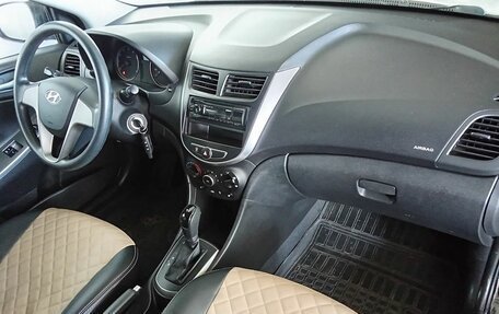 Hyundai Solaris II рестайлинг, 2014 год, 1 199 000 рублей, 11 фотография