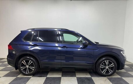 Volkswagen Tiguan II, 2017 год, 1 977 000 рублей, 4 фотография