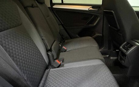 Volkswagen Tiguan II, 2017 год, 1 977 000 рублей, 11 фотография