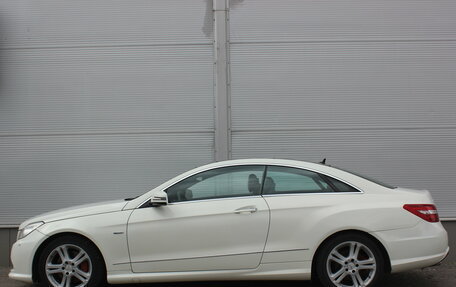 Mercedes-Benz E-Класс, 2010 год, 1 117 000 рублей, 6 фотография