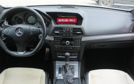 Mercedes-Benz E-Класс, 2010 год, 1 117 000 рублей, 7 фотография