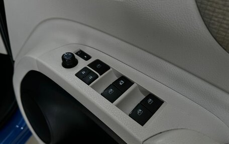 Toyota Sienta II, 2018 год, 1 540 000 рублей, 28 фотография