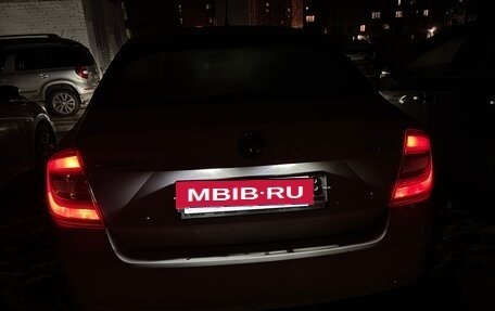 Skoda Rapid I, 2014 год, 600 000 рублей, 2 фотография