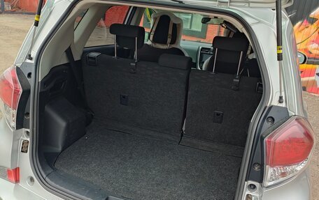 Toyota Ractis II, 2016 год, 900 000 рублей, 5 фотография