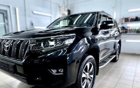 Toyota Land Cruiser Prado 150 рестайлинг 2, 2017 год, 5 150 000 рублей, 6 фотография