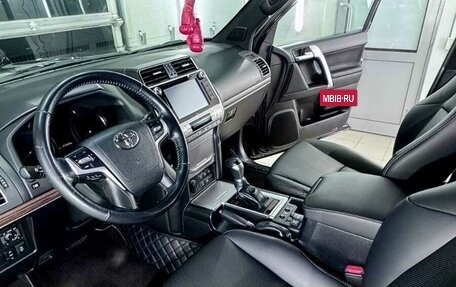 Toyota Land Cruiser Prado 150 рестайлинг 2, 2017 год, 5 150 000 рублей, 12 фотография