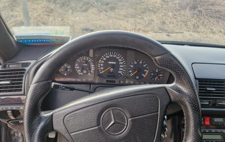 Mercedes-Benz S-Класс, 1997 год, 2 300 000 рублей, 9 фотография