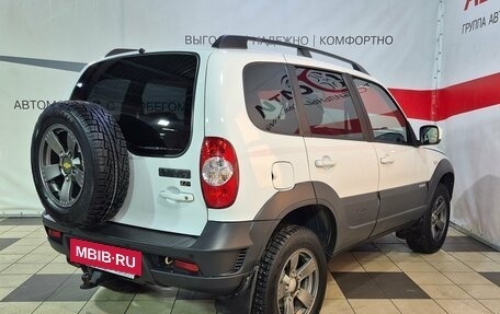 Chevrolet Niva I рестайлинг, 2017 год, 840 000 рублей, 7 фотография