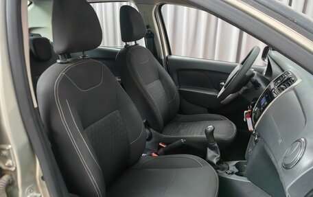 Renault Logan II, 2018 год, 899 000 рублей, 7 фотография