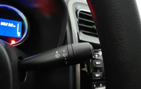 Renault Logan II, 2018 год, 899 000 рублей, 20 фотография