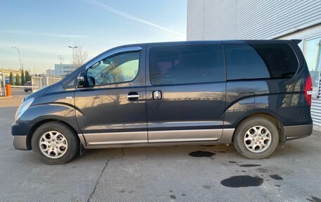 Hyundai Grand Starex Grand Starex I рестайлинг 2, 2017 год, 2 900 000 рублей, 9 фотография