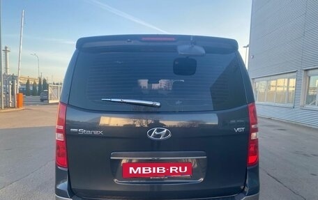 Hyundai Grand Starex Grand Starex I рестайлинг 2, 2017 год, 2 900 000 рублей, 10 фотография