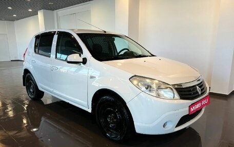 Renault Sandero I, 2013 год, 467 000 рублей, 1 фотография