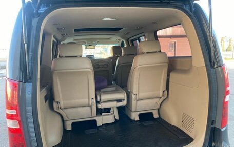 Hyundai Grand Starex Grand Starex I рестайлинг 2, 2017 год, 2 900 000 рублей, 26 фотография