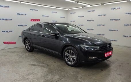 Volkswagen Passat B8 рестайлинг, 2020 год, 2 300 000 рублей, 1 фотография