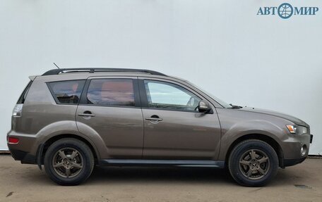 Mitsubishi Outlander III рестайлинг 3, 2011 год, 1 140 000 рублей, 4 фотография