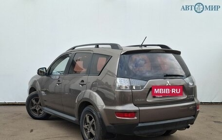Mitsubishi Outlander III рестайлинг 3, 2011 год, 1 140 000 рублей, 7 фотография