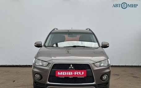 Mitsubishi Outlander III рестайлинг 3, 2011 год, 1 140 000 рублей, 2 фотография