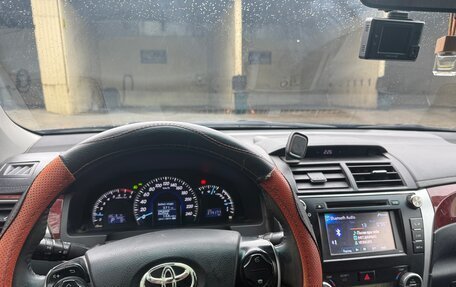 Toyota Camry, 2011 год, 1 280 000 рублей, 10 фотография