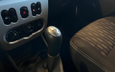 Renault Sandero I, 2013 год, 467 000 рублей, 21 фотография