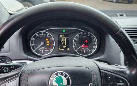 Skoda Octavia, 2011 год, 700 000 рублей, 10 фотография