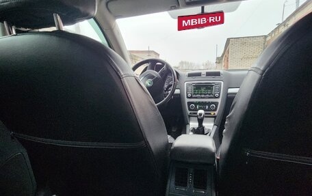 Skoda Octavia, 2011 год, 700 000 рублей, 17 фотография