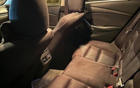 Mazda 6, 2018 год, 2 000 000 рублей, 10 фотография