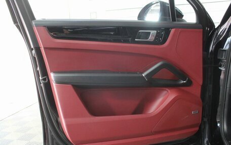 Porsche Cayenne III, 2019 год, 7 090 000 рублей, 12 фотография