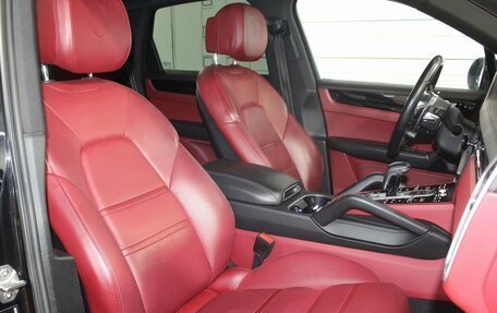 Porsche Cayenne III, 2019 год, 7 090 000 рублей, 18 фотография