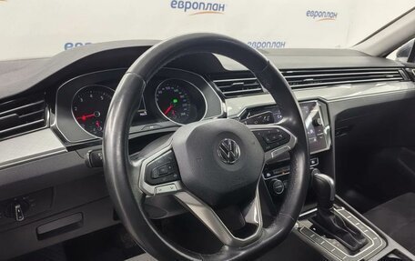 Volkswagen Passat B8 рестайлинг, 2020 год, 2 300 000 рублей, 7 фотография