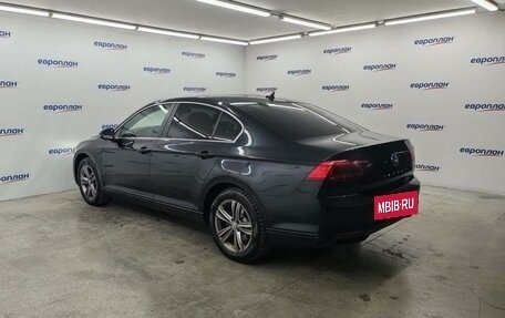 Volkswagen Passat B8 рестайлинг, 2020 год, 2 300 000 рублей, 4 фотография