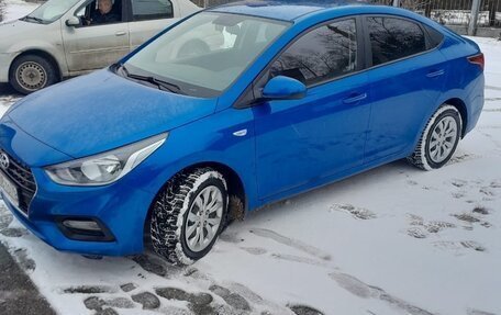 Hyundai Solaris II рестайлинг, 2018 год, 1 200 000 рублей, 3 фотография