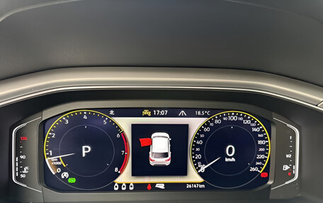 Volkswagen T-Roc I, 2023 год, 1 892 000 рублей, 10 фотография