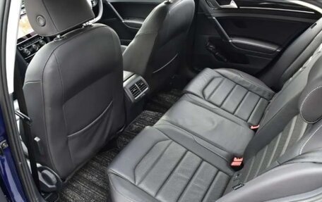 Volkswagen Golf VII, 2020 год, 1 730 500 рублей, 20 фотография