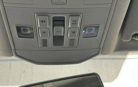 Volkswagen T-Roc I, 2023 год, 1 930 000 рублей, 12 фотография