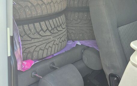 Volkswagen Caravelle T5, 2005 год, 1 200 000 рублей, 8 фотография