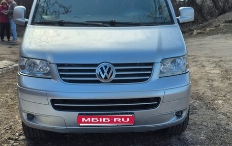 Volkswagen Caravelle T5, 2005 год, 1 200 000 рублей, 2 фотография