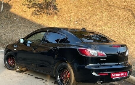 Mazda 3, 2011 год, 680 000 рублей, 2 фотография