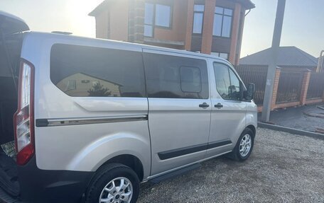 Ford Tourneo Custom I рестайлинг, 2015 год, 2 150 000 рублей, 3 фотография