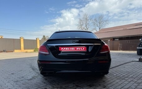 Mercedes-Benz E-Класс, 2017 год, 3 100 000 рублей, 7 фотография