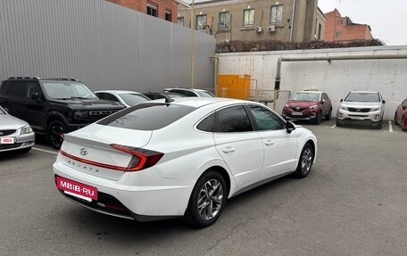 Hyundai Sonata VIII, 2021 год, 2 365 000 рублей, 3 фотография