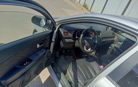 KIA Rio III рестайлинг, 2012 год, 770 000 рублей, 10 фотография