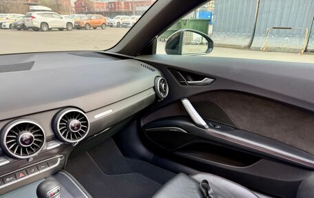 Audi TT, 2019 год, 4 490 000 рублей, 10 фотография