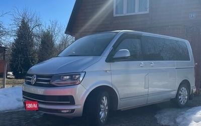 Volkswagen Multivan T6 рестайлинг, 2018 год, 3 990 000 рублей, 1 фотография