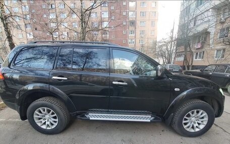 Mitsubishi Pajero Sport II рестайлинг, 2012 год, 1 700 000 рублей, 2 фотография