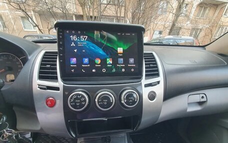 Mitsubishi Pajero Sport II рестайлинг, 2012 год, 1 700 000 рублей, 12 фотография